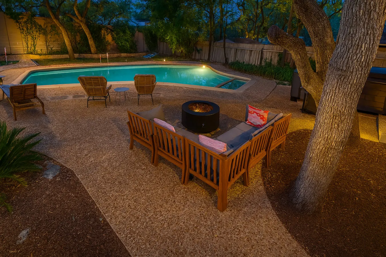 Castle Hills Escape 4BR w/ Pool & Game Room 19