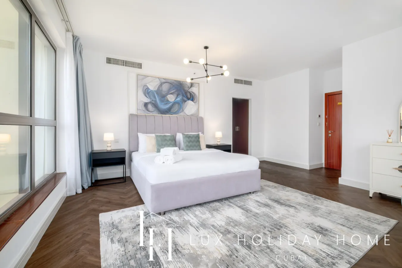 LUX The JBR Central Suite 18