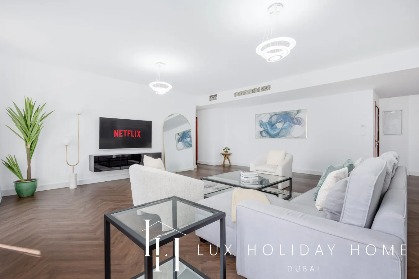 LUX The JBR Central Suite 7