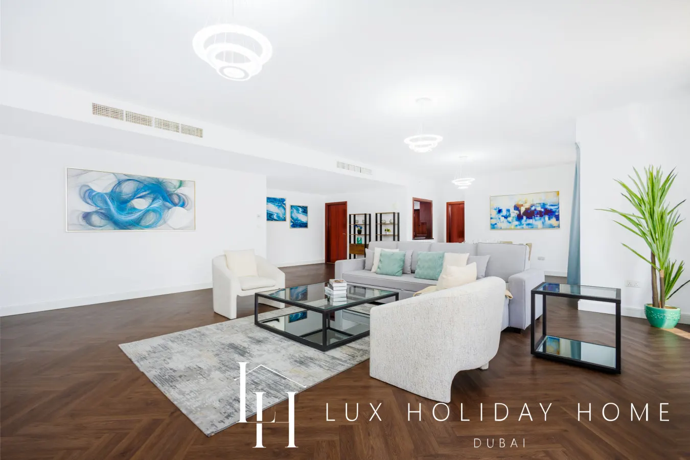 LUX The JBR Central Suite 8