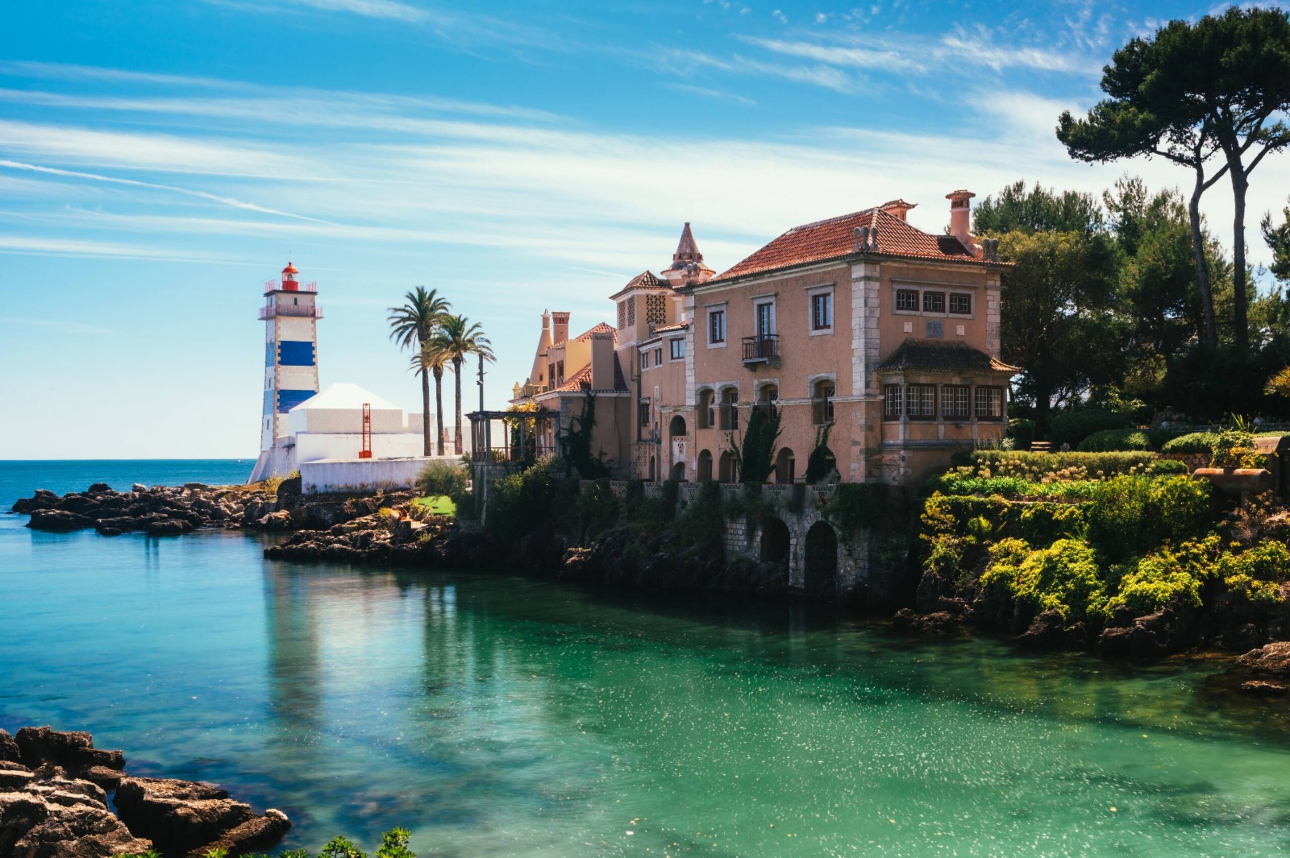 Beachside Cascais Historic Center Apt with Patio 25