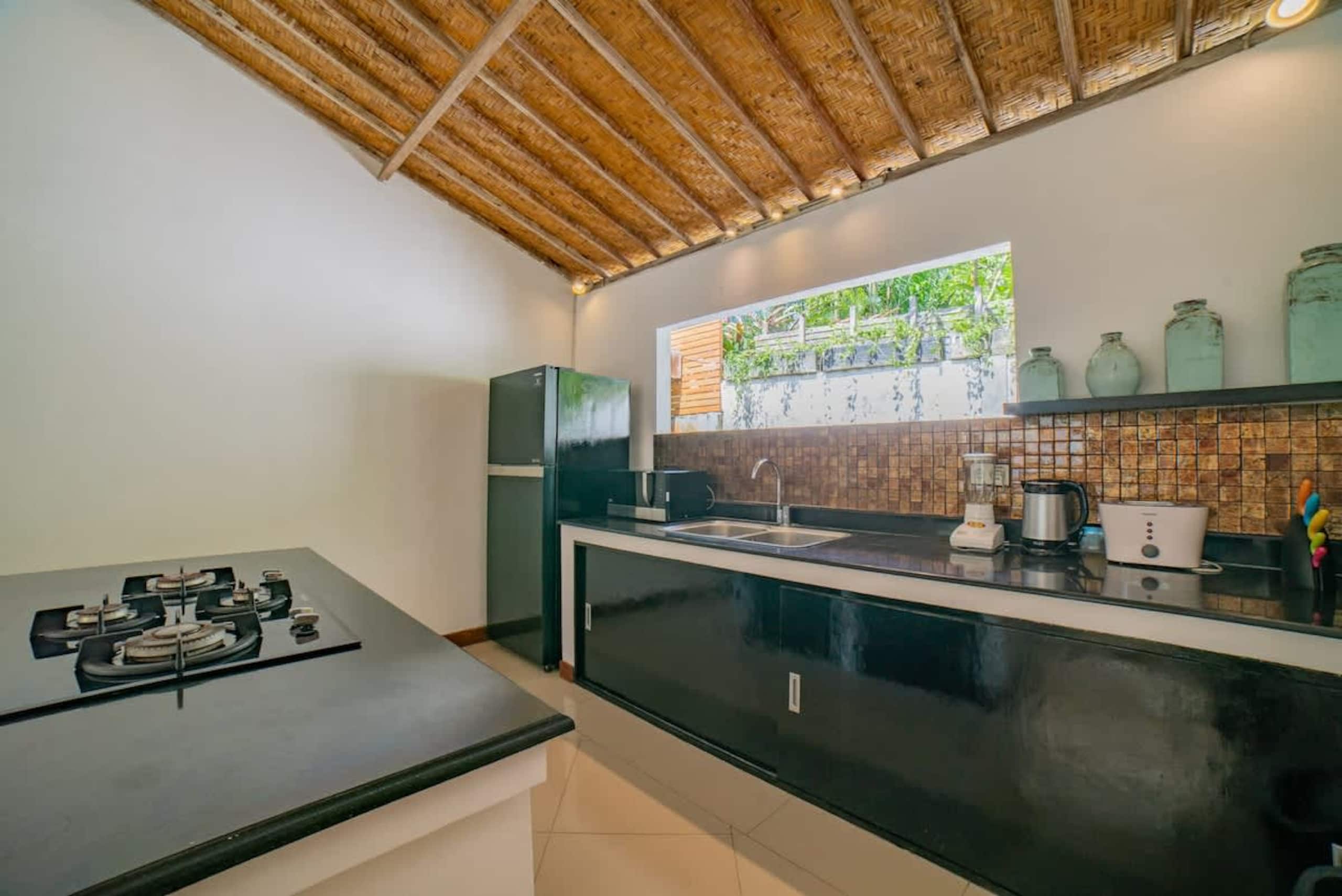 4BR villa w/ private pool & garden view 25