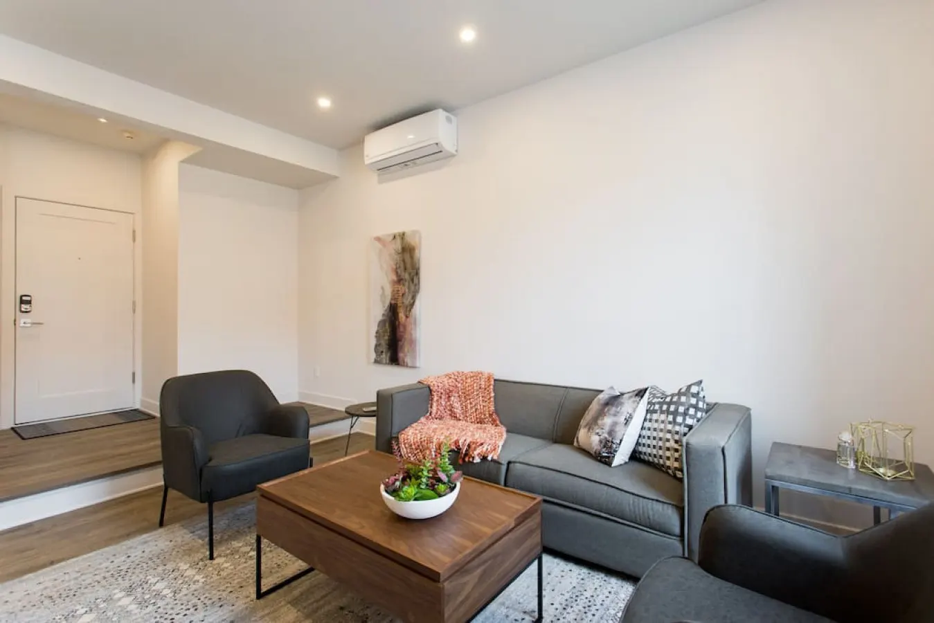 Mile End - Brand New Light filled Mile End Flat - Unit 202 2