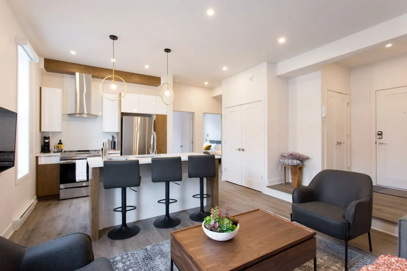 Mile End - Brand New Light filled Mile End Flat - Unit 202 5