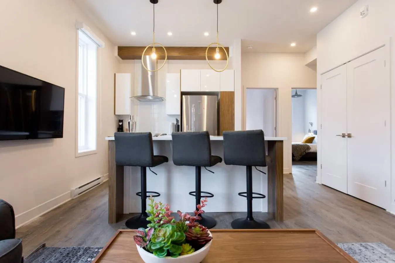 Mile End - Brand New Light filled Mile End Flat - Unit 202 6