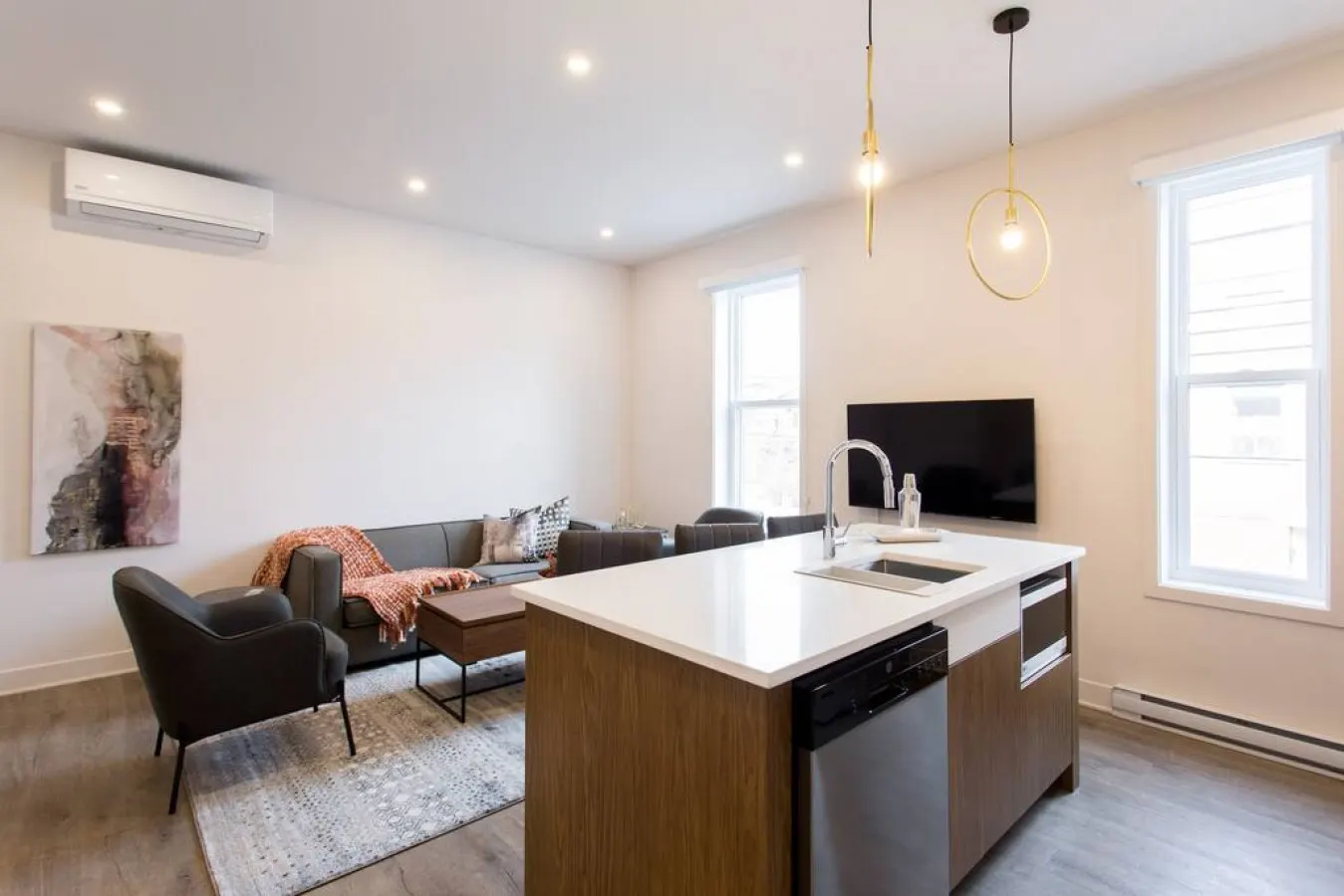 Mile End - Brand New Light filled Mile End Flat - Unit 202 7