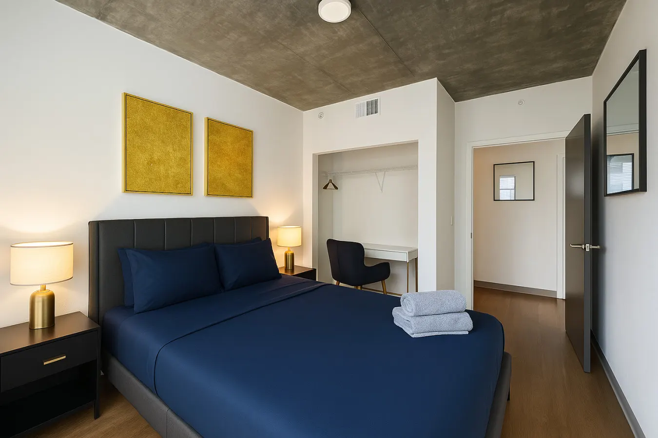 Bright 2BR Apt Pool, Gym & Walkable Area 6