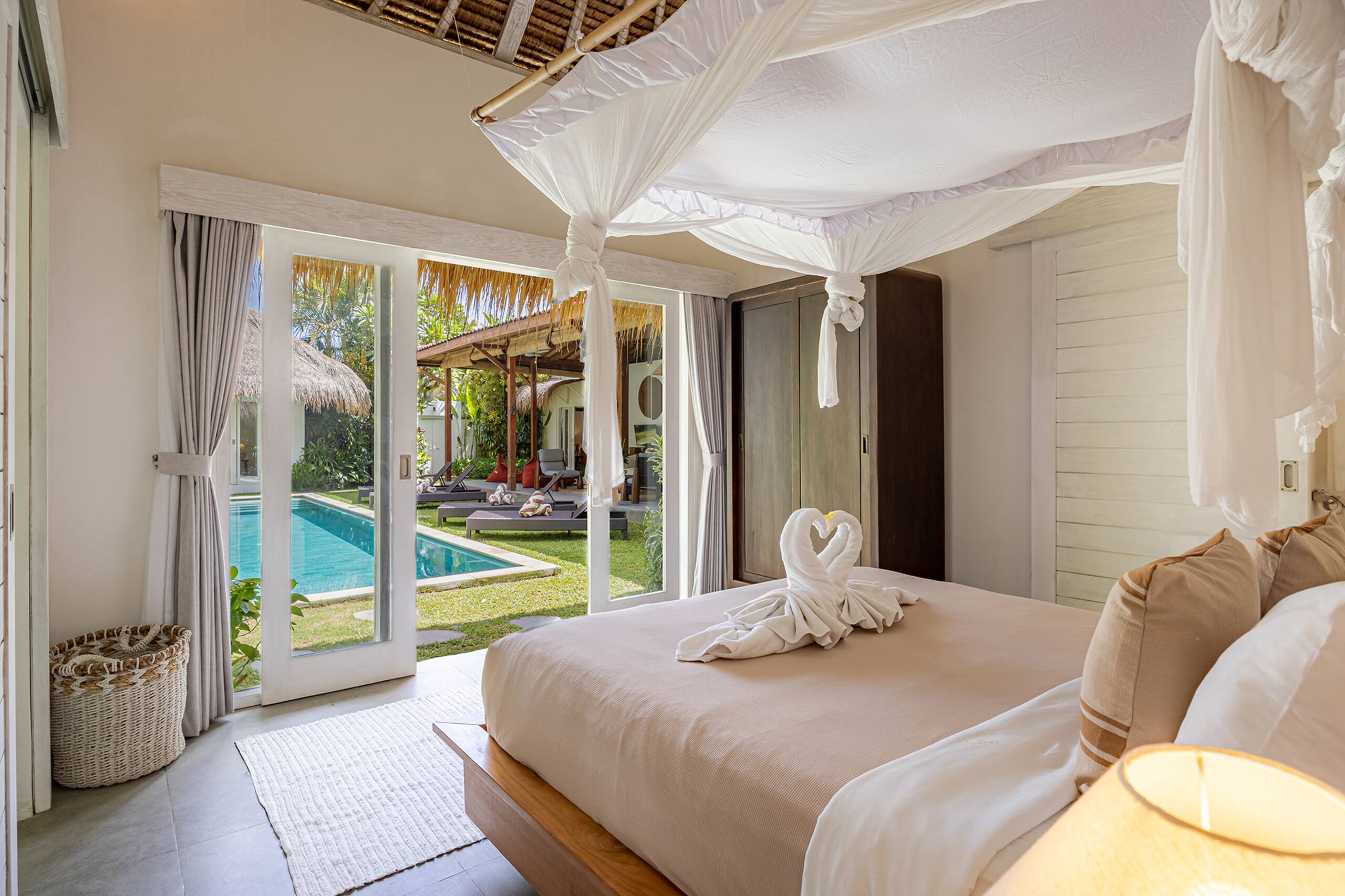 Refurbished - 800m to Beach/Kudeta Seminyak Oberoi 37
