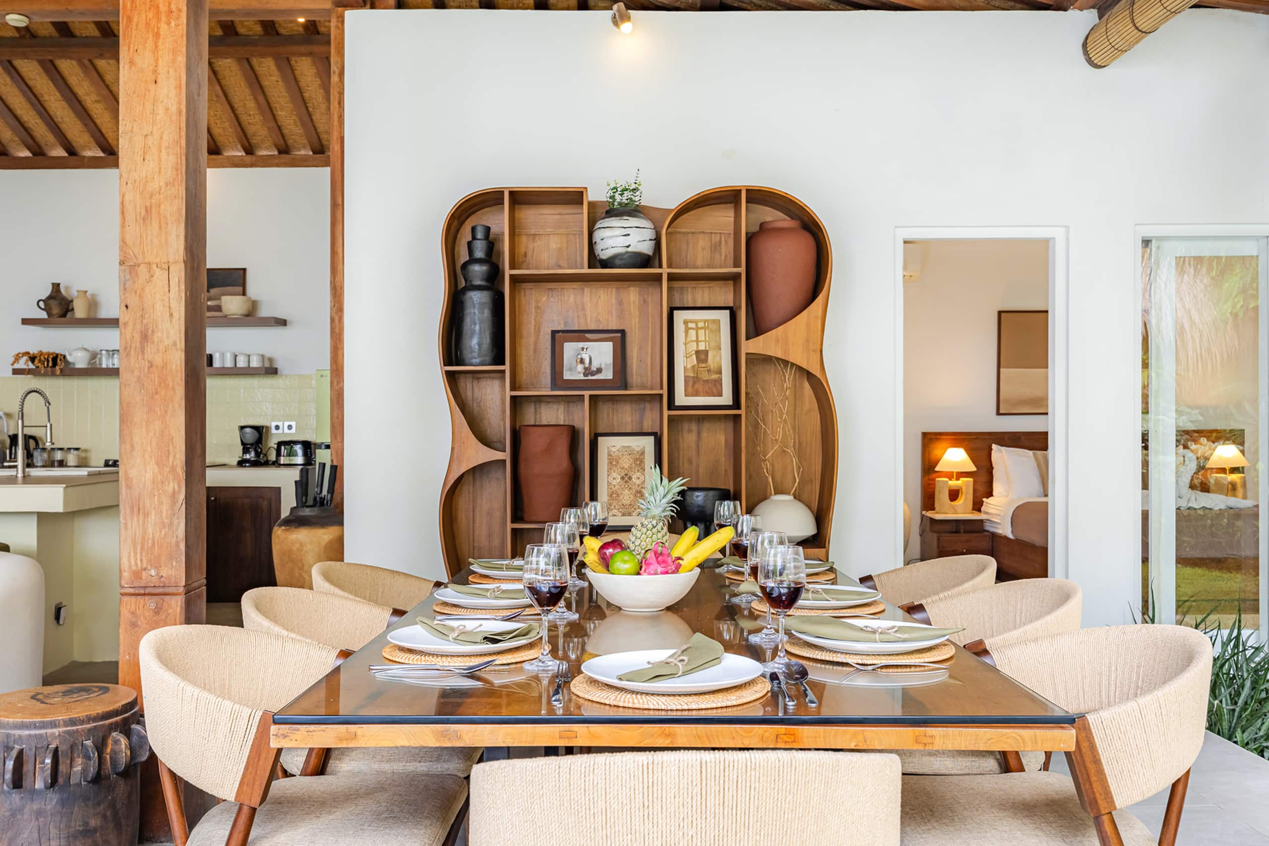 Refurbished - 800m to Beach/Kudeta Seminyak Oberoi 19
