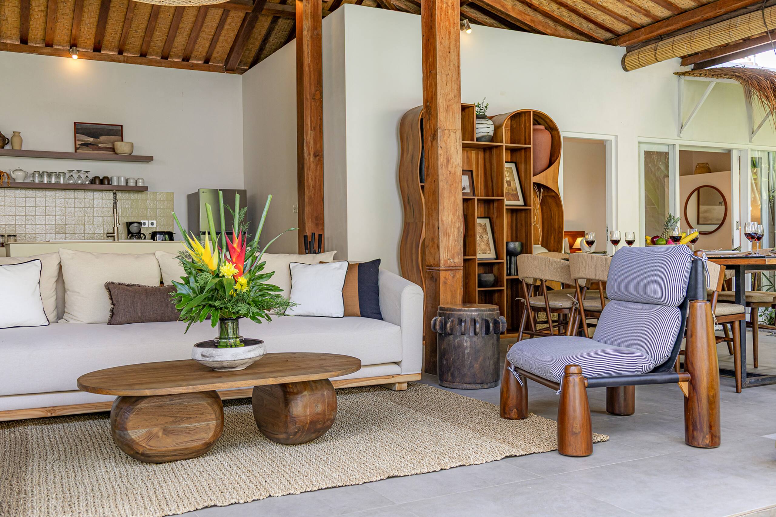 Refurbished - 800m to Beach/Kudeta Seminyak Oberoi 9