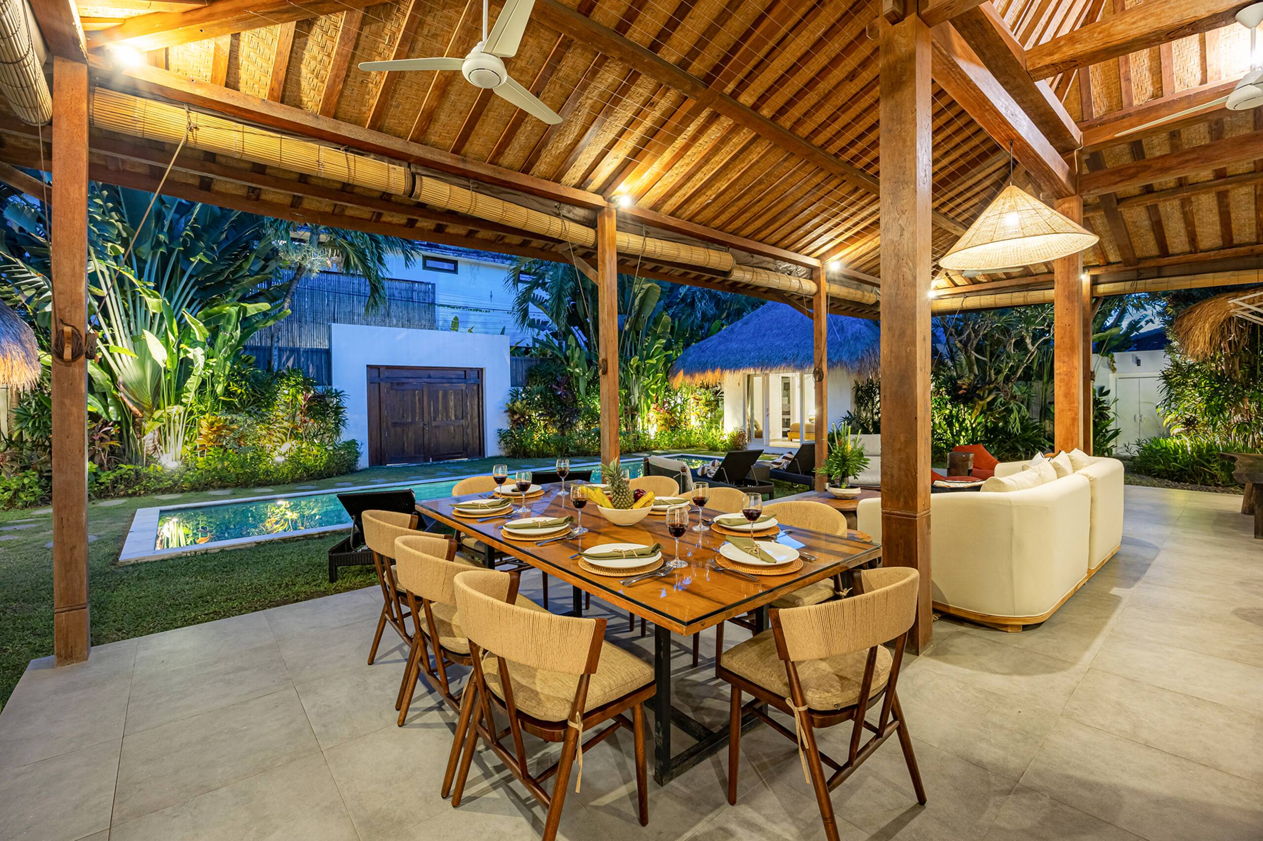 Refurbished - 800m to Beach/Kudeta Seminyak Oberoi 21