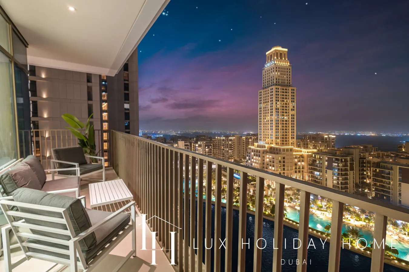 LUX The Creek Palace Residence Suite 2 11