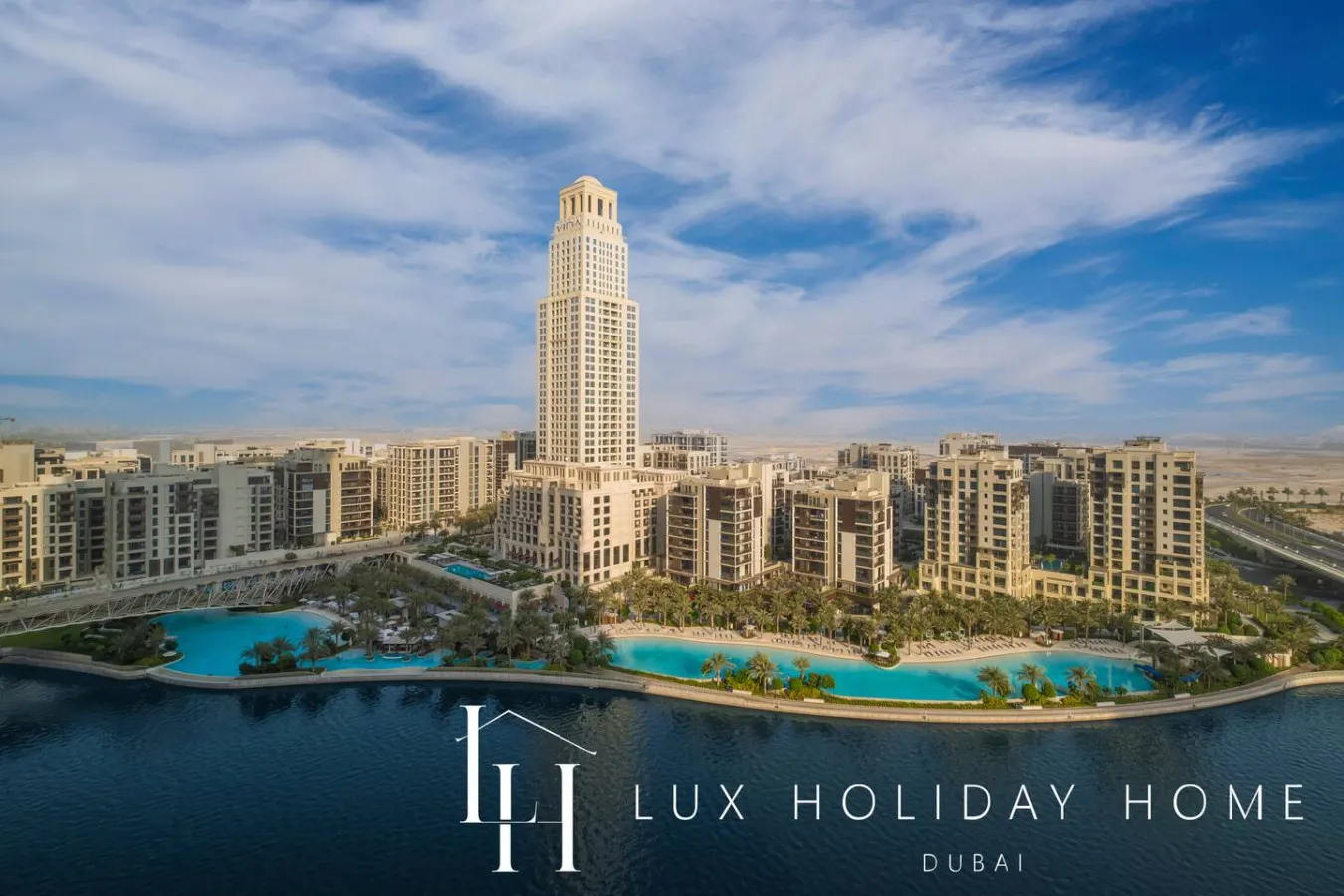 LUX The Creek Palace Residence Suite 2 17