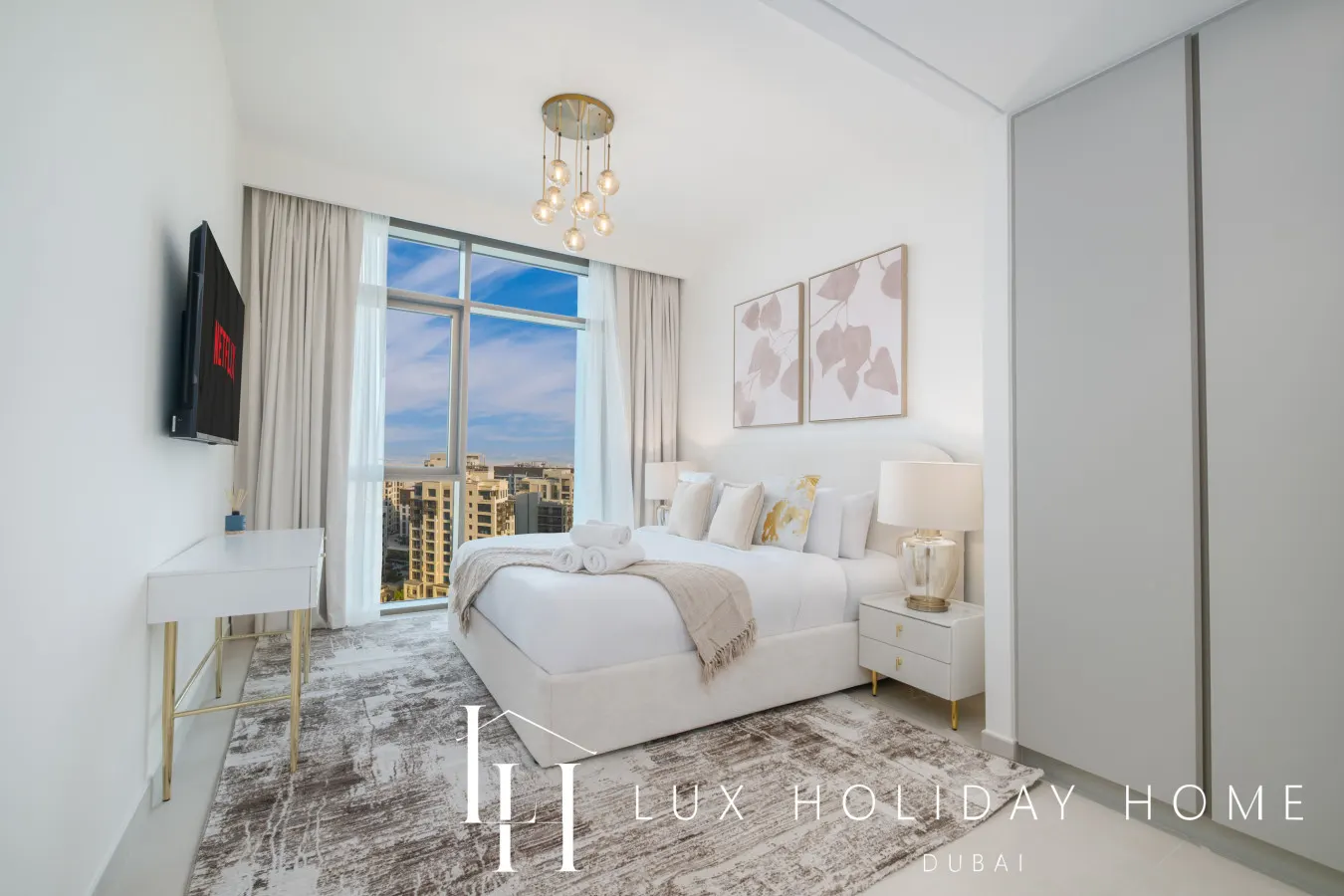 LUX The Creek Palace Residence Suite 2 7