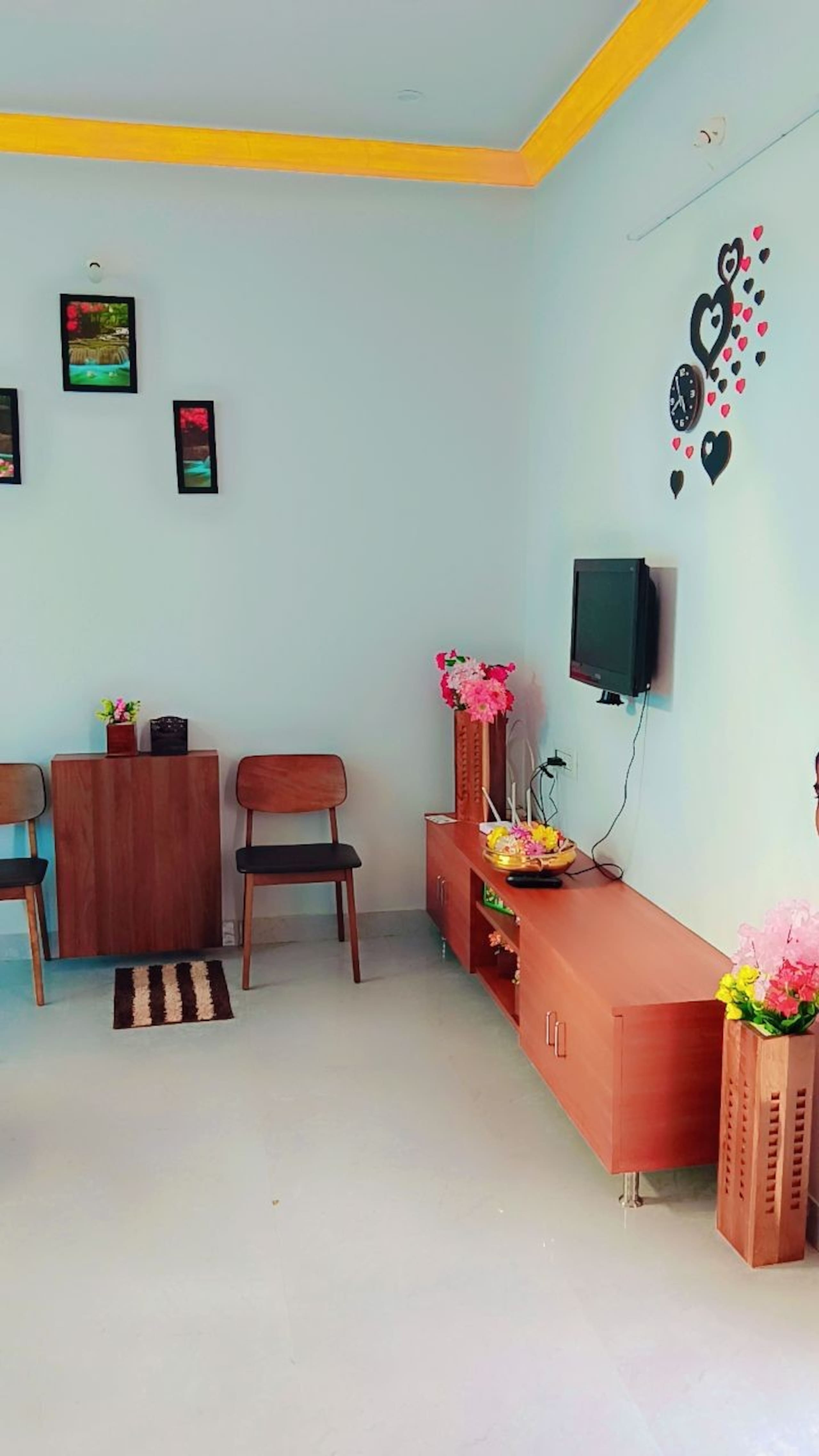 Kailash Guest Home 5