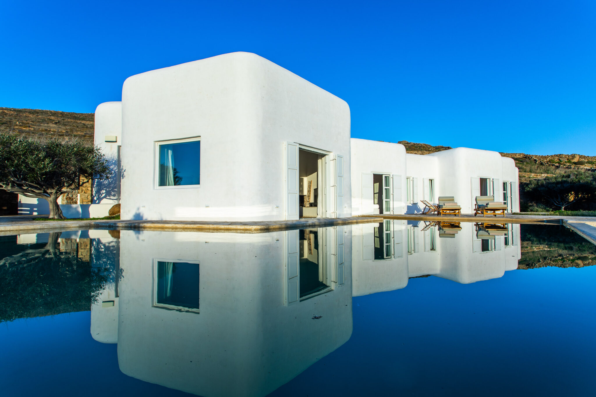 Traditional artistic home in the center of Mykonos 16