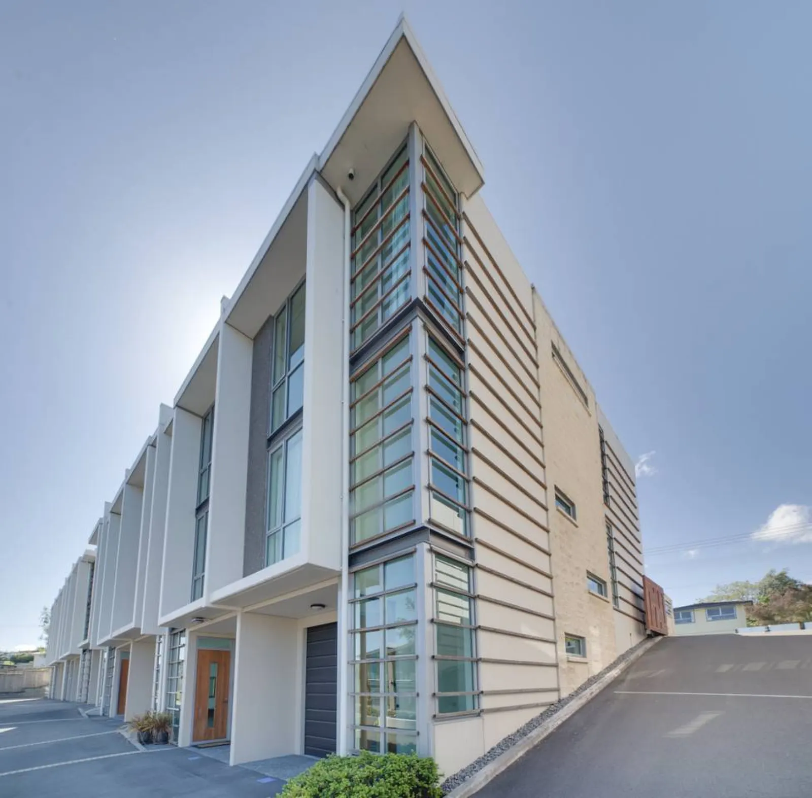 Norman Smith Central Taupo 3 Bed Apartment 15