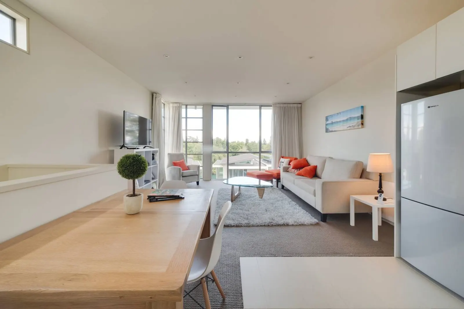 Norman Smith · Central Taupo 3 Bed Apartment — photo 3