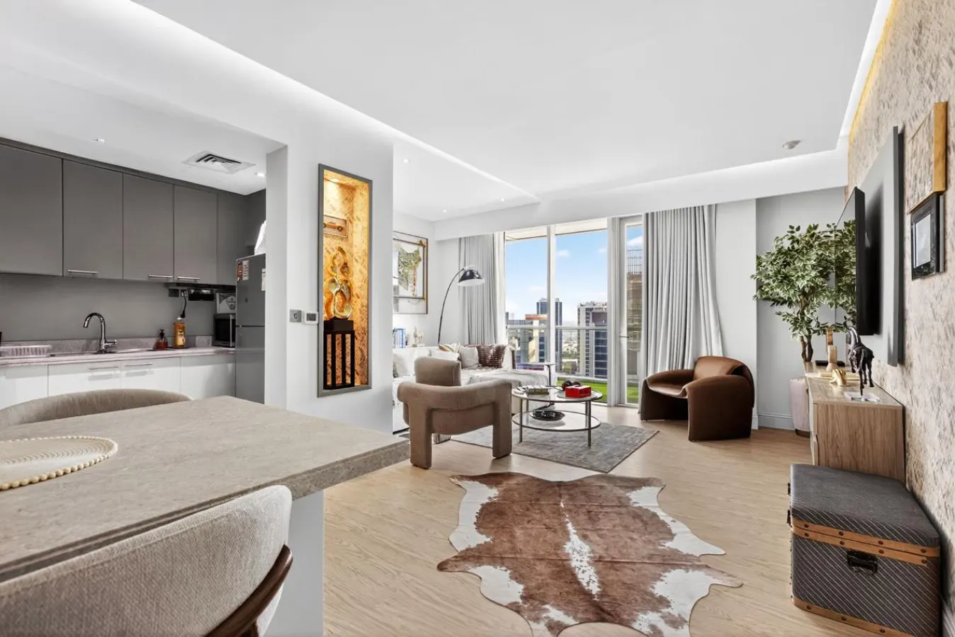Stylish 1-Bedroom Apartment in Business Bay with Balcony Views 13