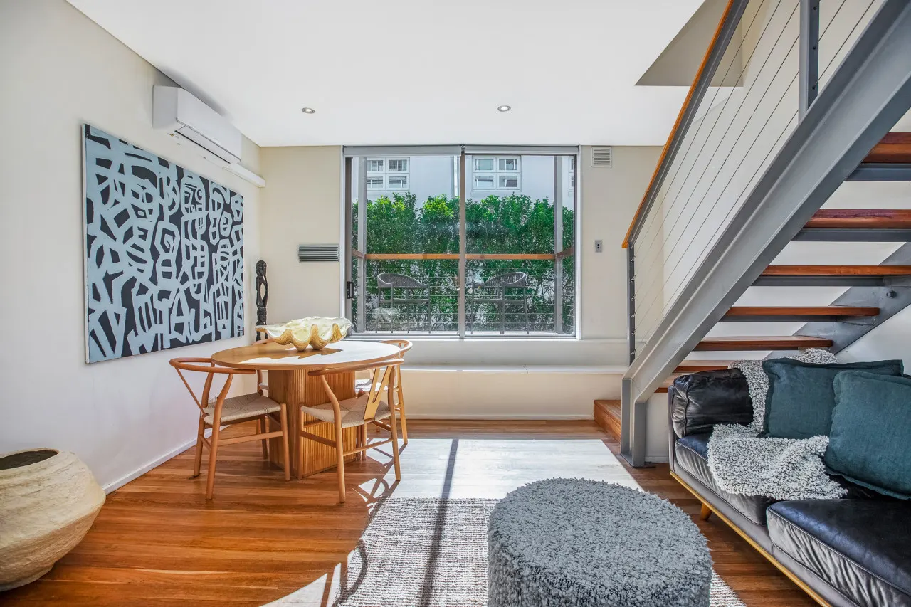 ★ Sunshine Loft With Balcony by ★ Sydney Dreams ★