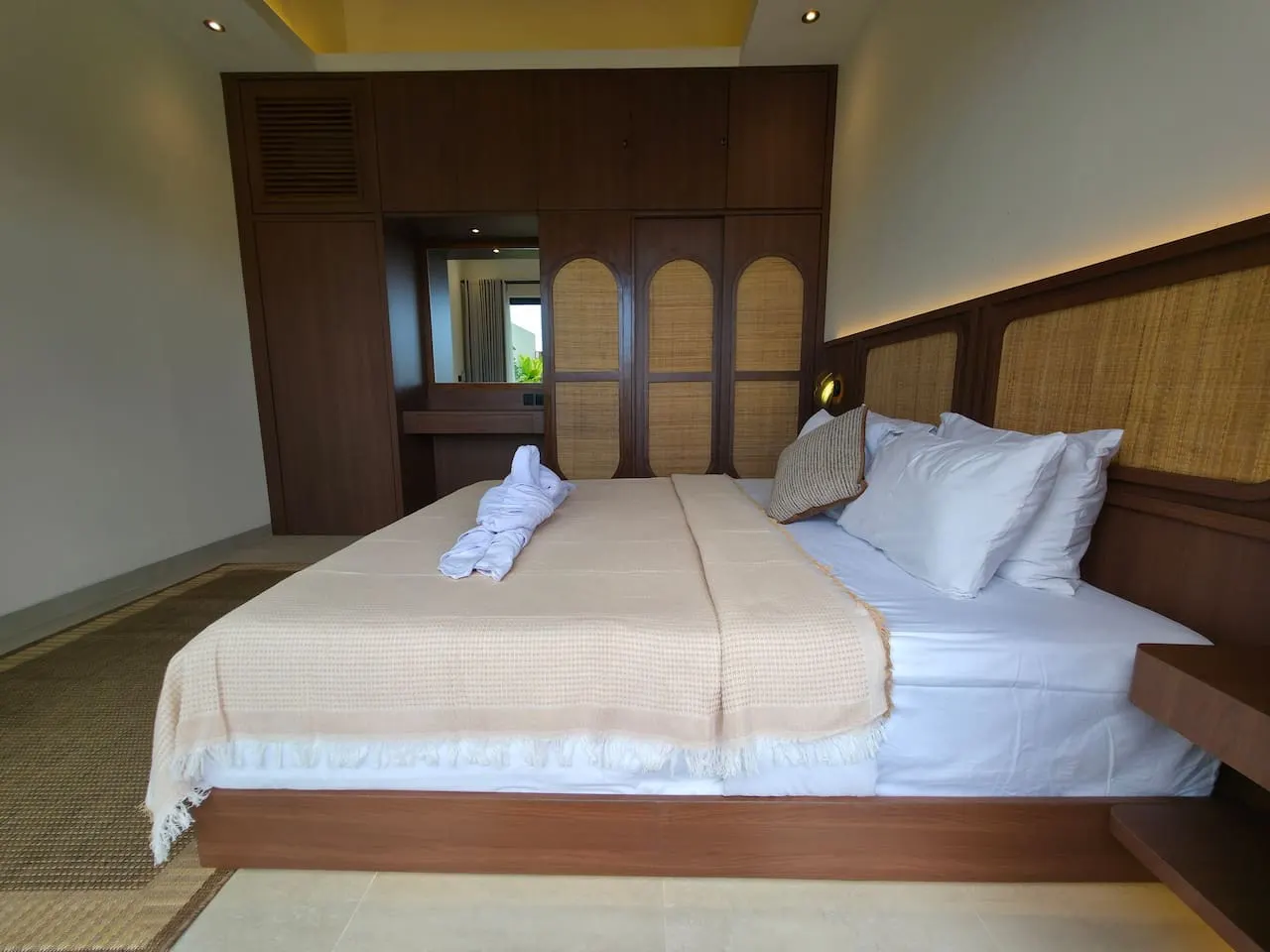 Anjani 2BR Villa with Rice Field View 19
