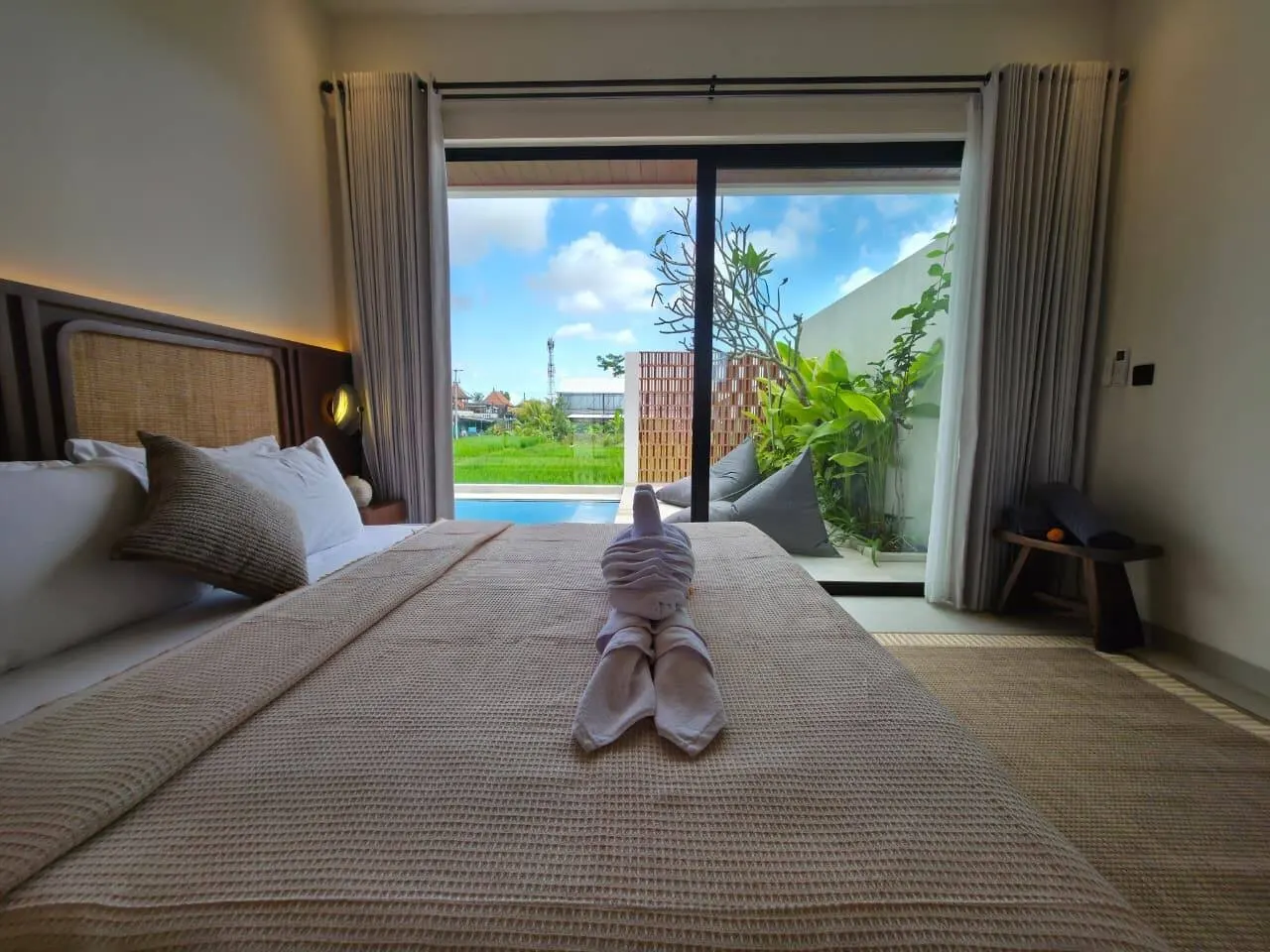 Anjani 2BR Villa with Rice Field View 3
