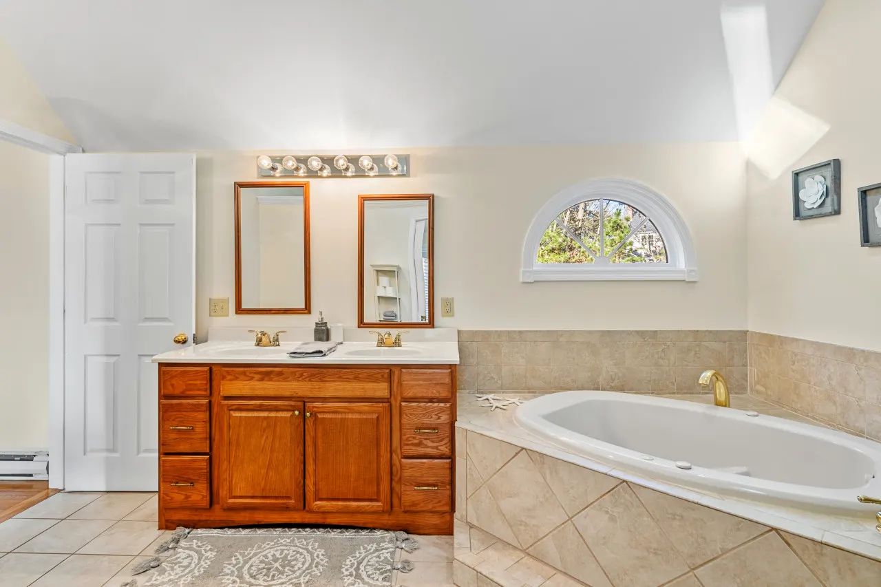 Family Fun, Spacious+Game Room 20