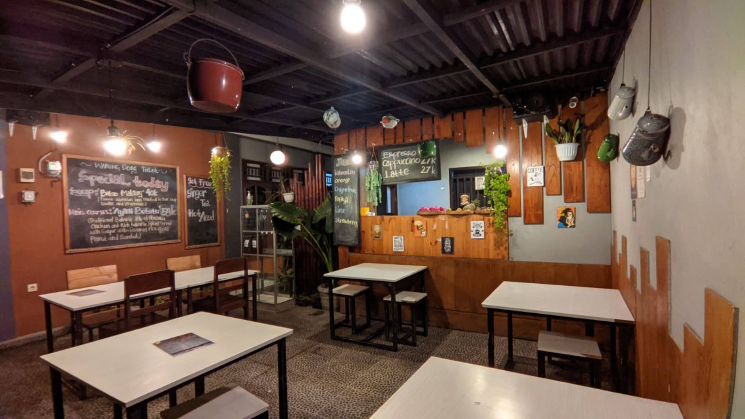 Homestay, Private room at Dong Paloh Hostel — photo 5