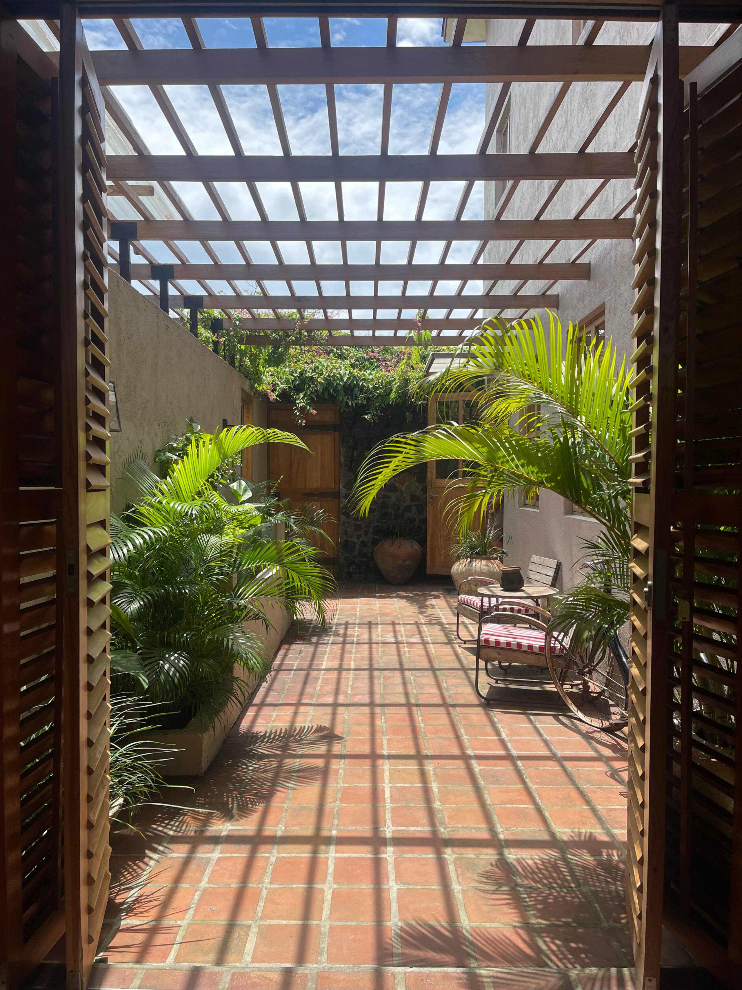 Villa Casali 3/4BR family retreat with 18m pool. 14