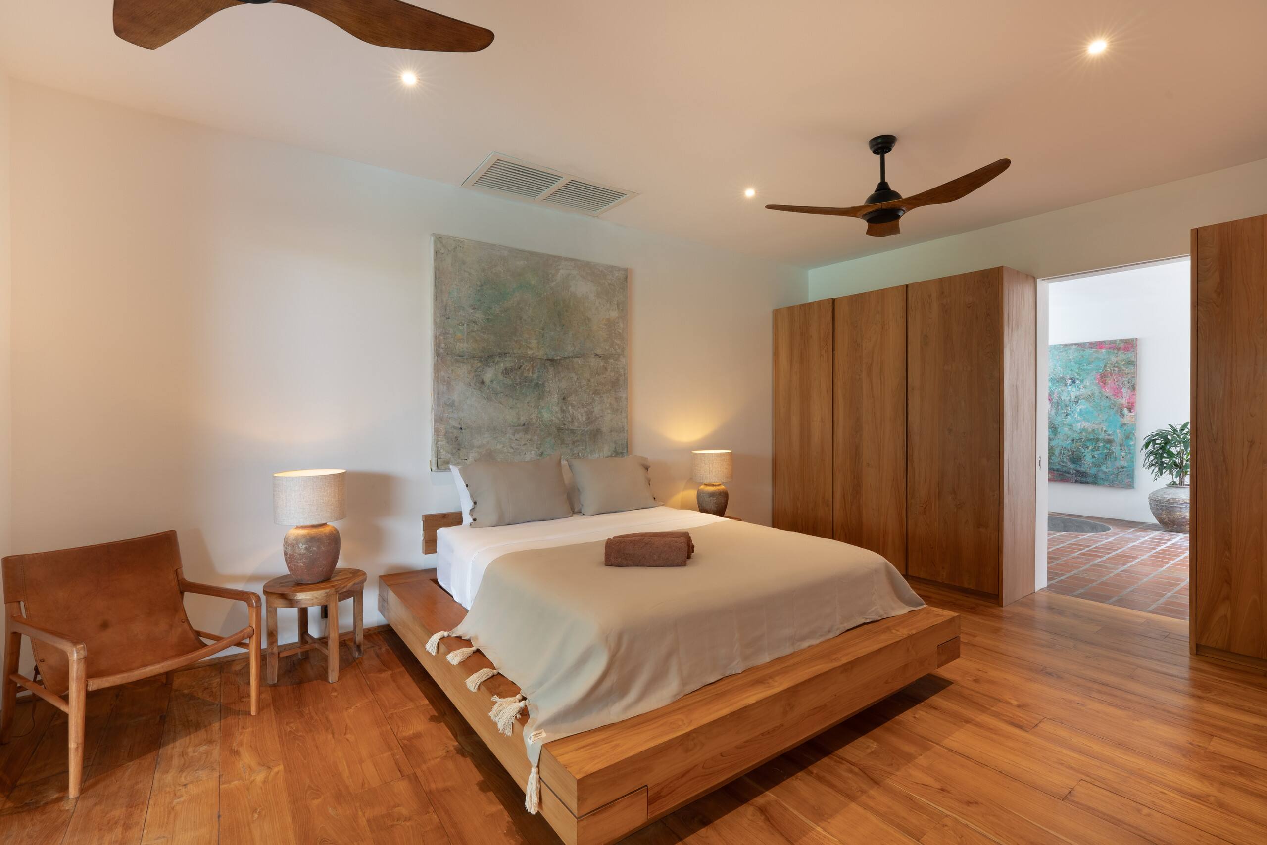 Villa Casali 3/4BR family retreat with 18m pool. 9