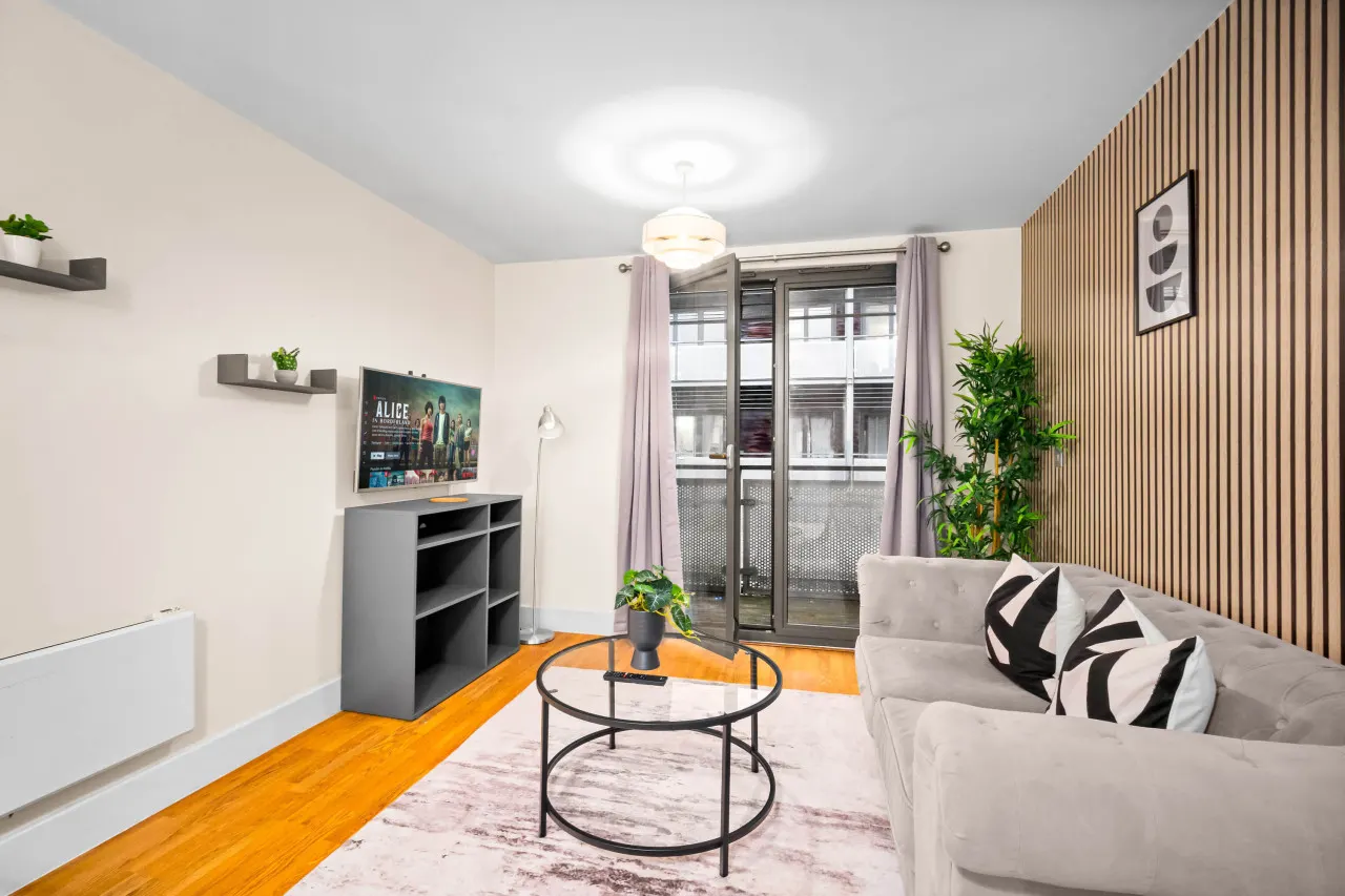Arcadian Apartment - Balcony - Parking - Fast WIFI 9