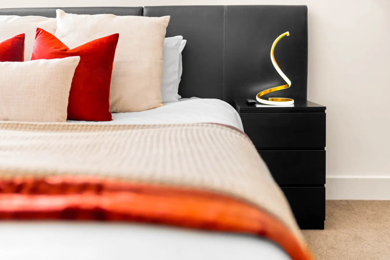 Arcadian Apartment - Balcony - Parking - Fast WIFI 7