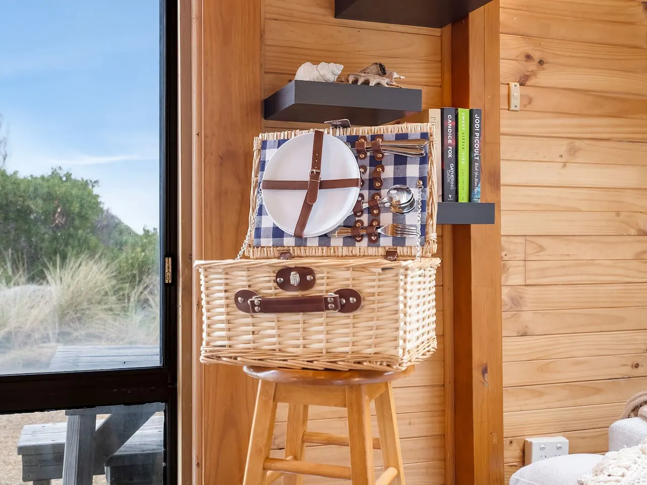 Beachfront Cabin, Private Path to Clifton Beach 12