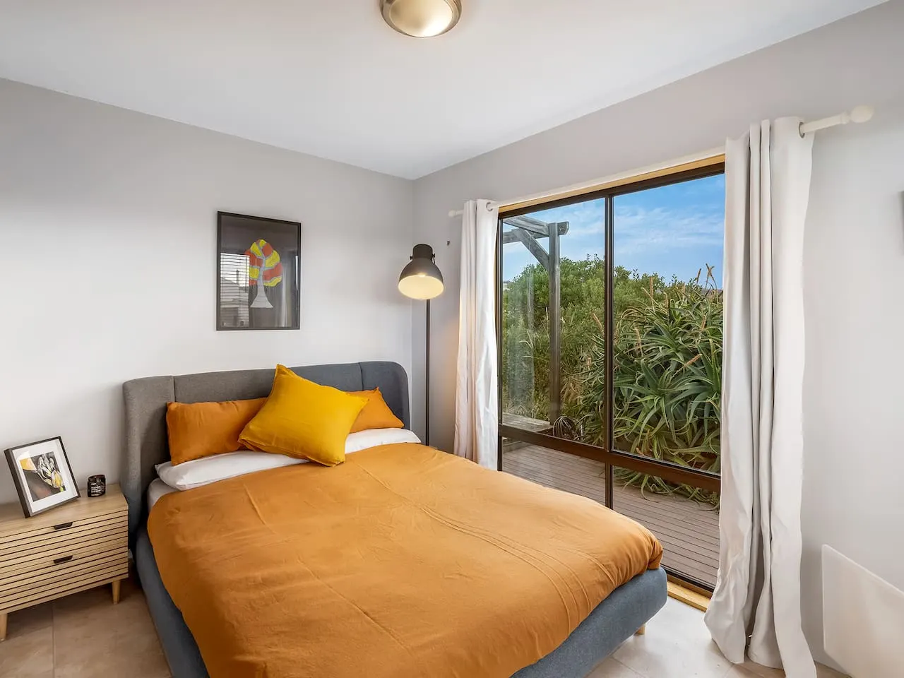 Beachfront Cabin, Private Path to Clifton Beach 8