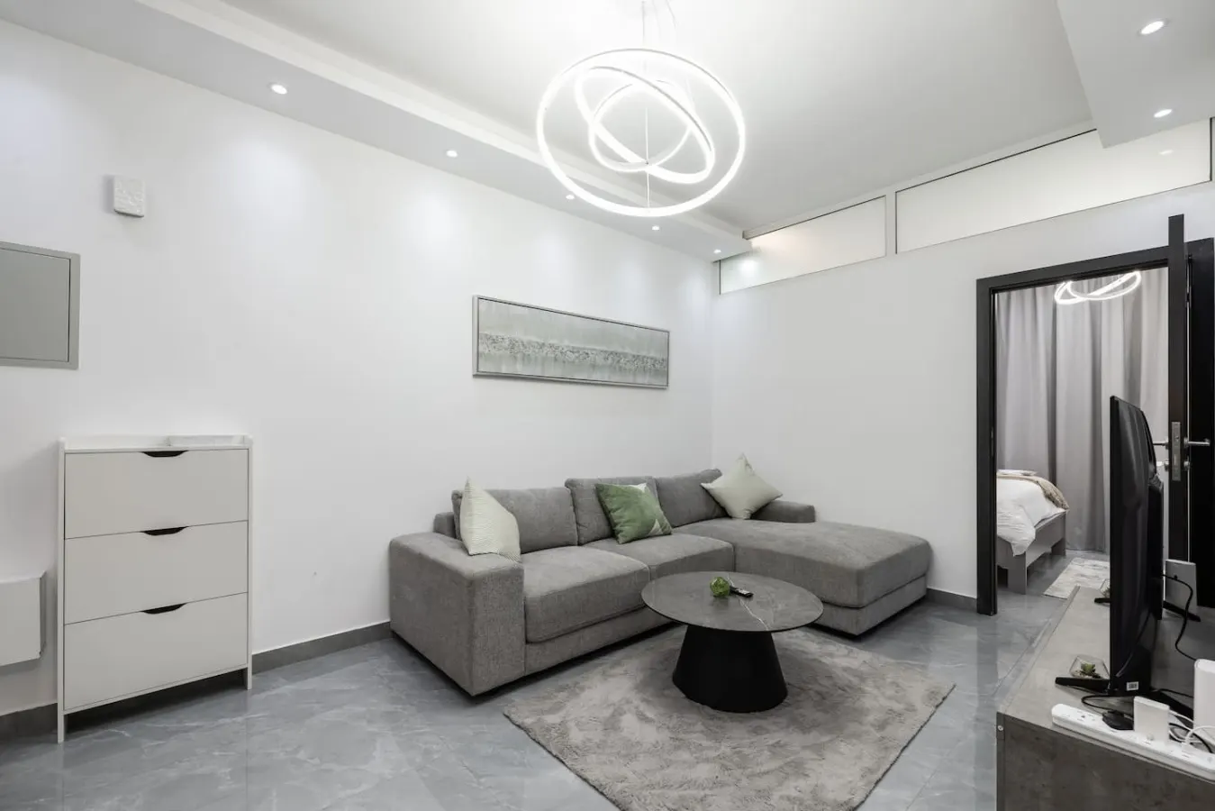 Dubai Marina - Comfy 1BHK Apartment 10