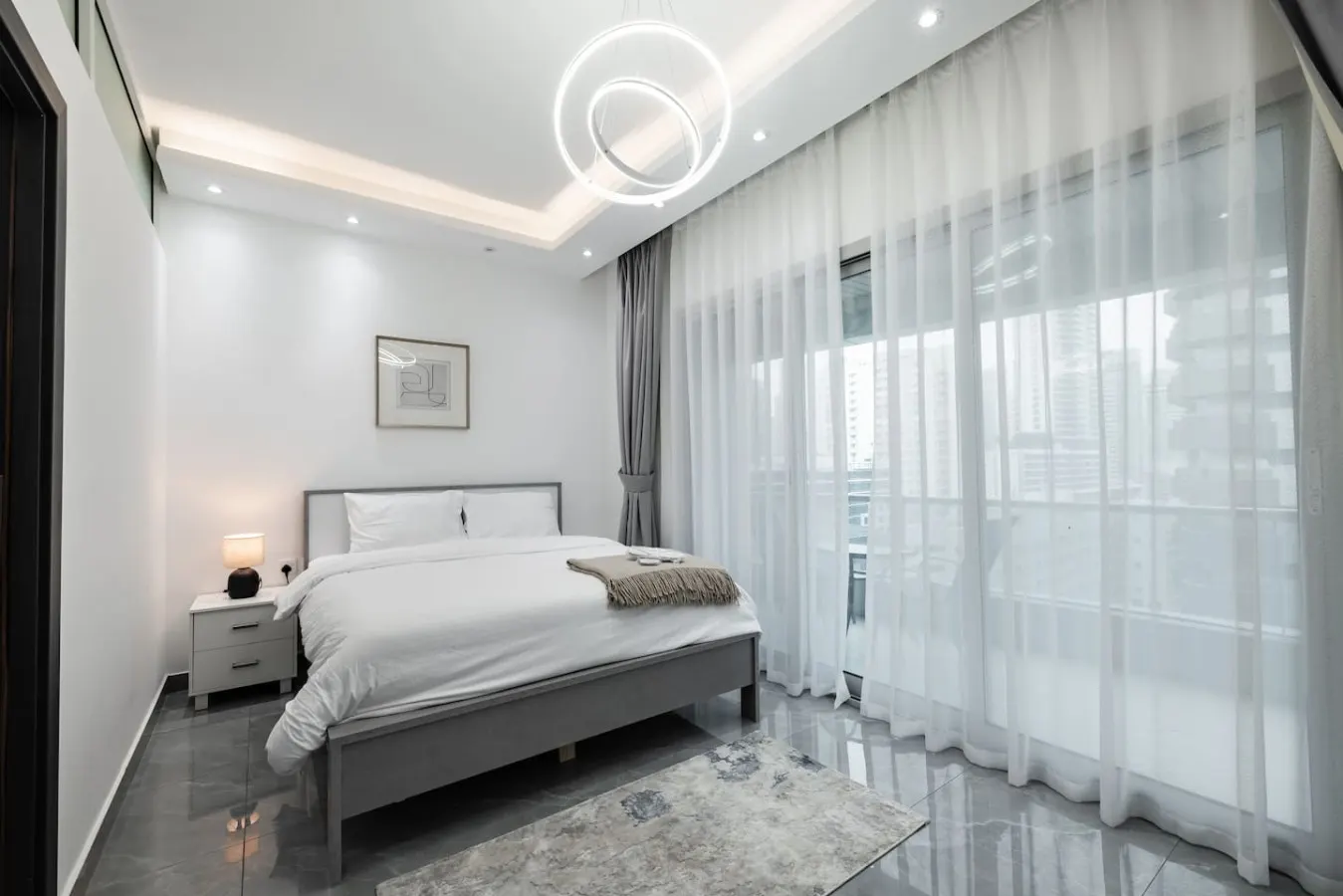 Dubai Marina - Comfy 1BHK Apartment 12