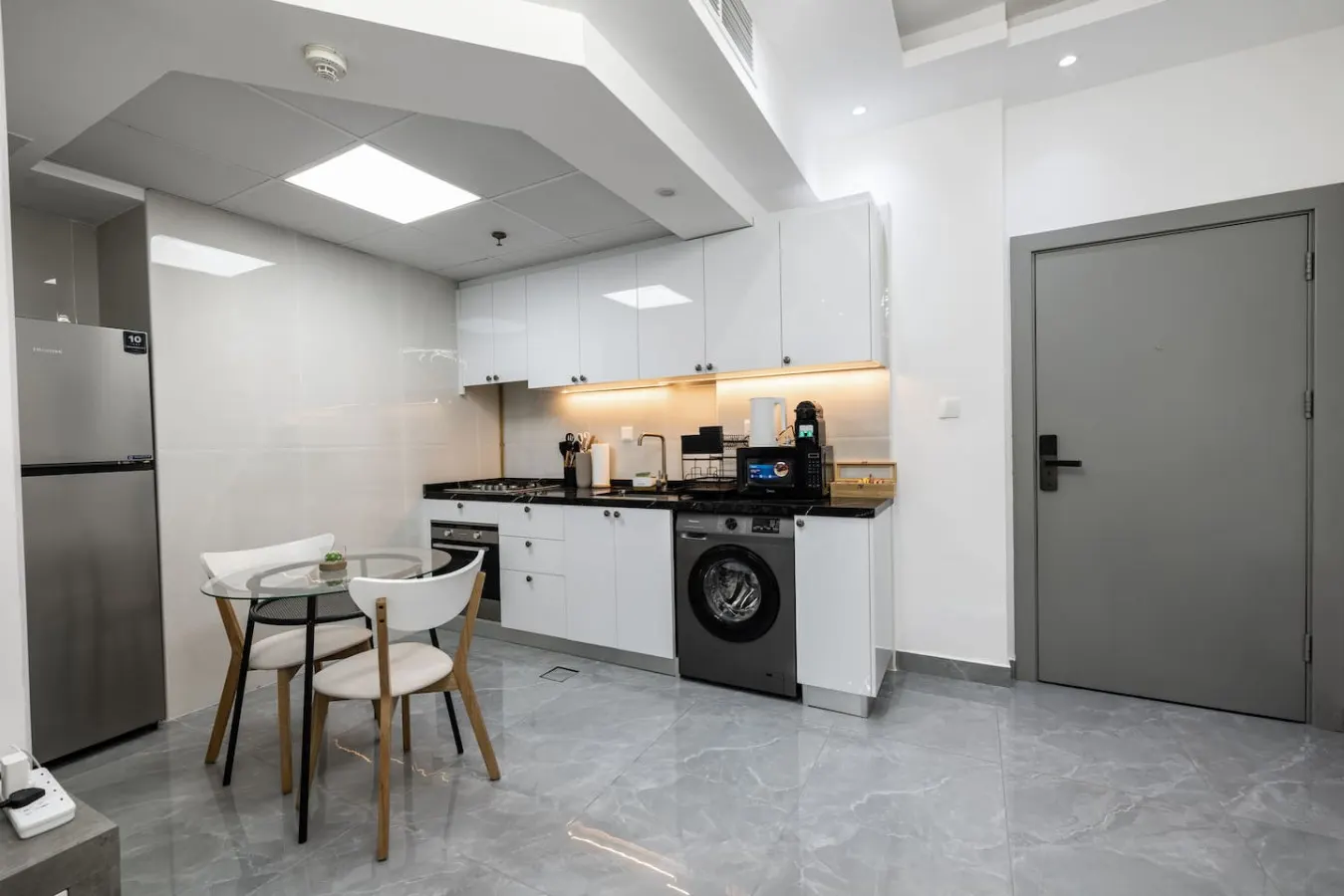 Dubai Marina - Comfy 1BHK Apartment — photo 4