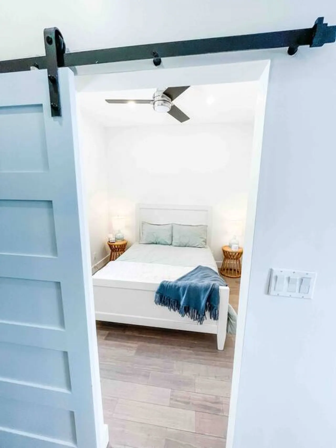 Wellington on the Beach: Hideaway Suites & Hot Tub 16