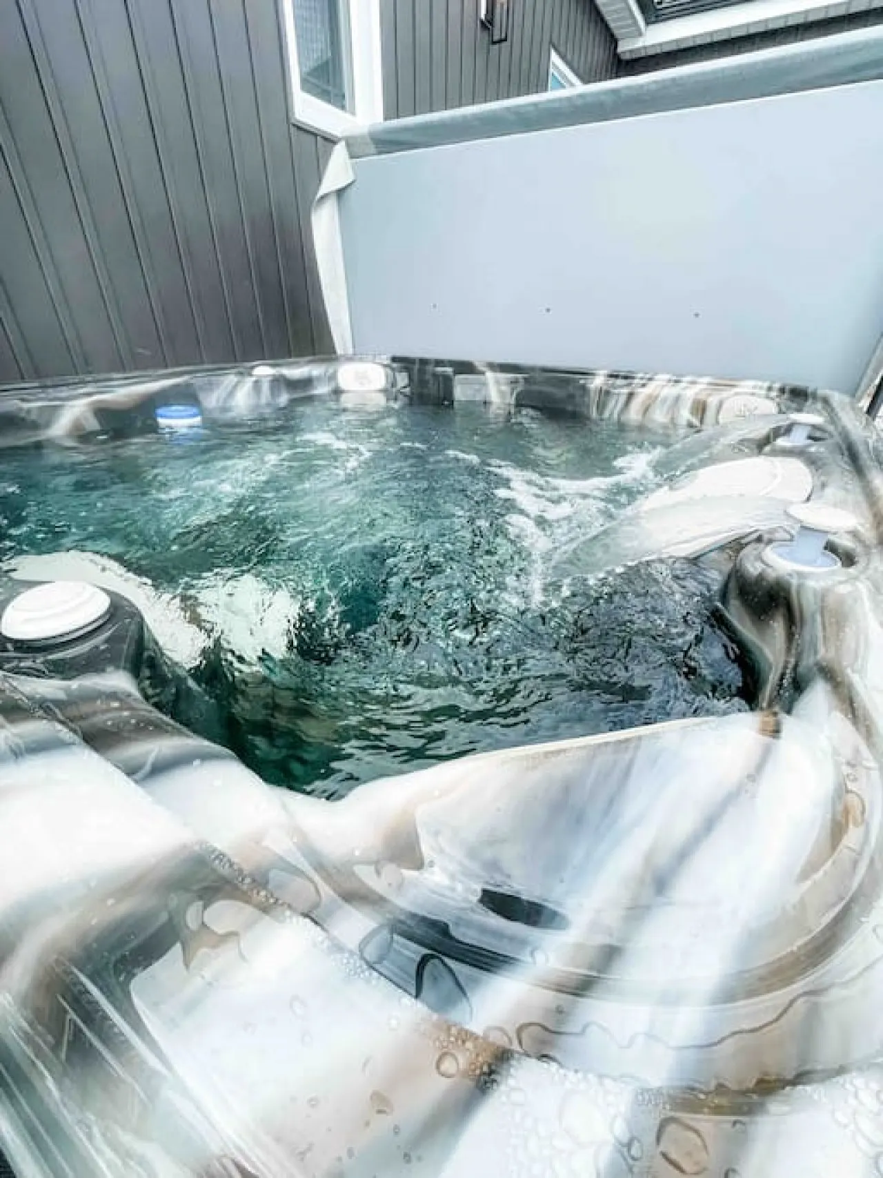 Wellington on the Beach: Hideaway Suites & Hot Tub 19