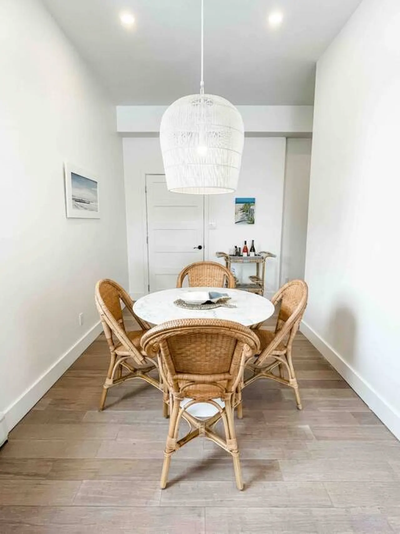 Wellington on the Beach: Hideaway Suites & Hot Tub — photo 4