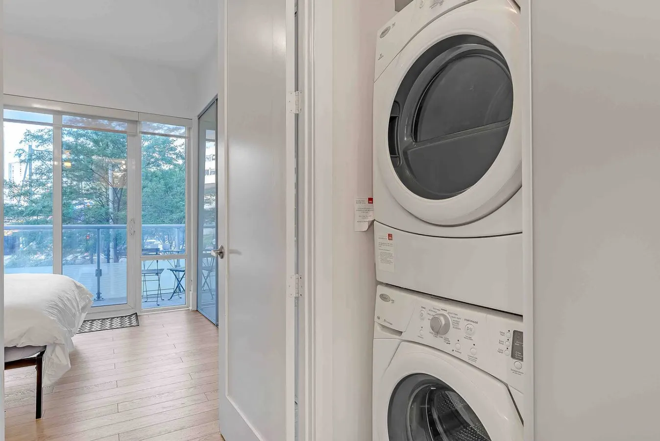 2BR/2BTH Condo Parking CN Tower/Rogers Centre 15