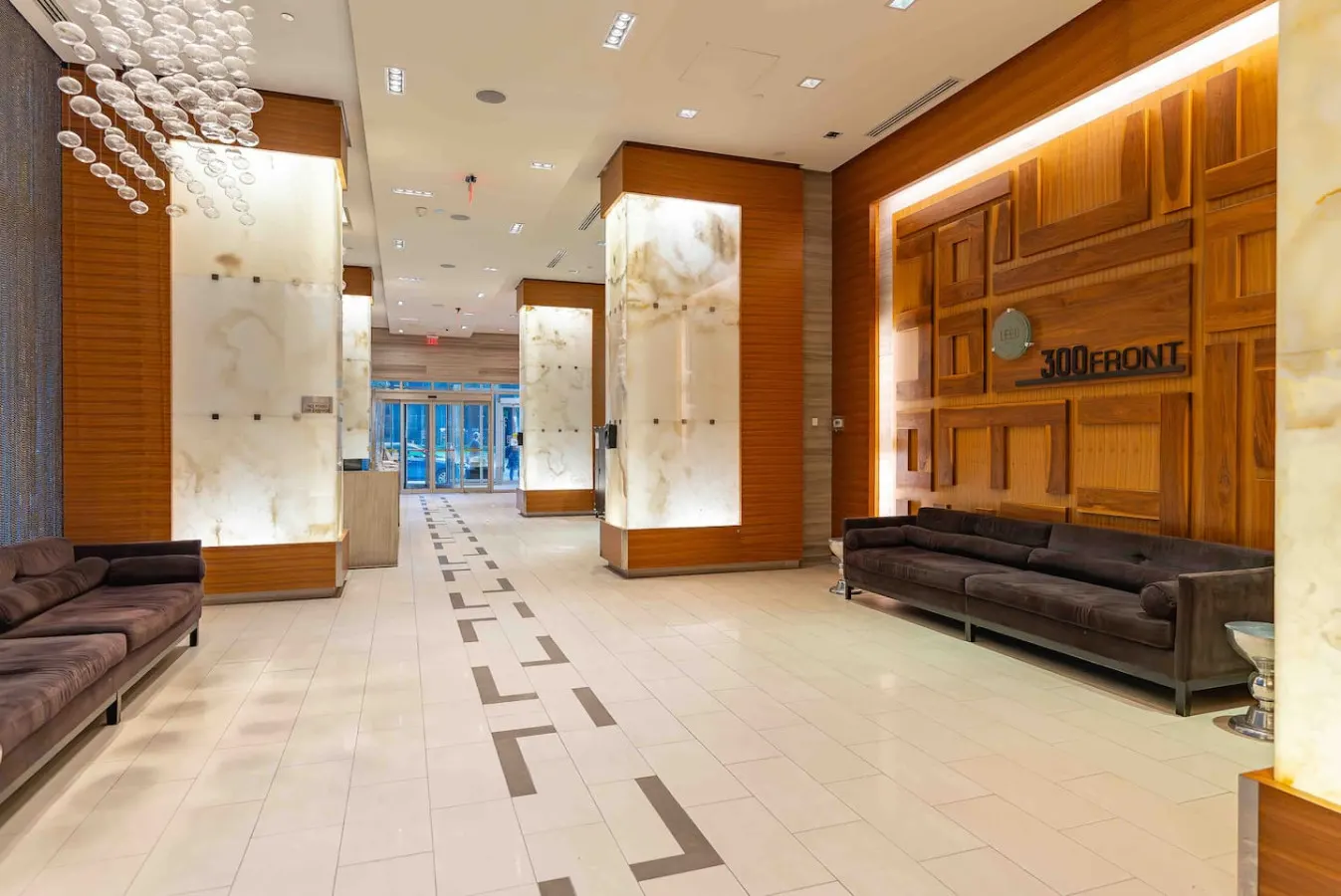 2BR/2BTH Condo Parking CN Tower/Rogers Centre 20