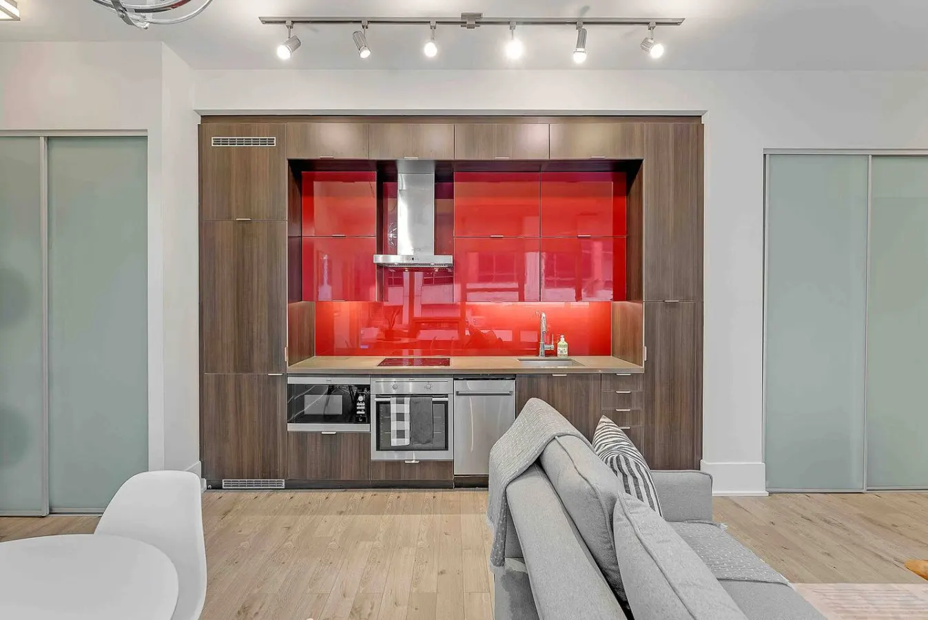 2BR/2BTH Condo Parking CN Tower/Rogers Centre 3