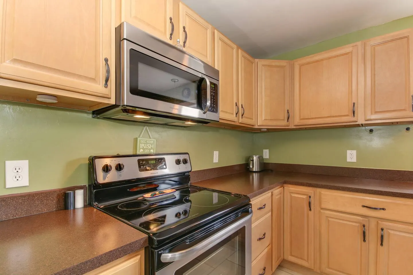 Norfolk Cottage Near Ocean View + Dog Friendly 16