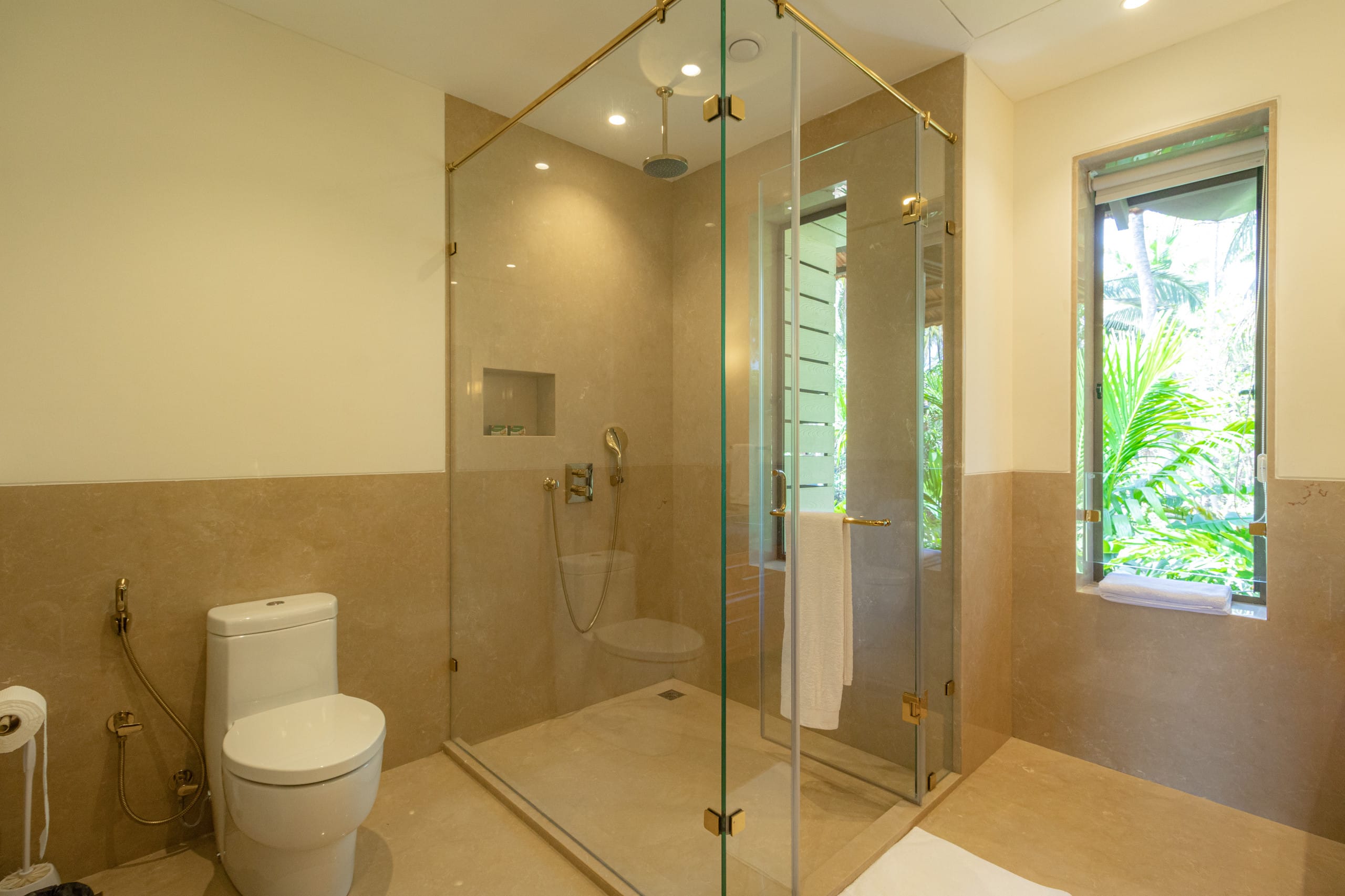 Bhumika-stays luxury private villa in morjim 34