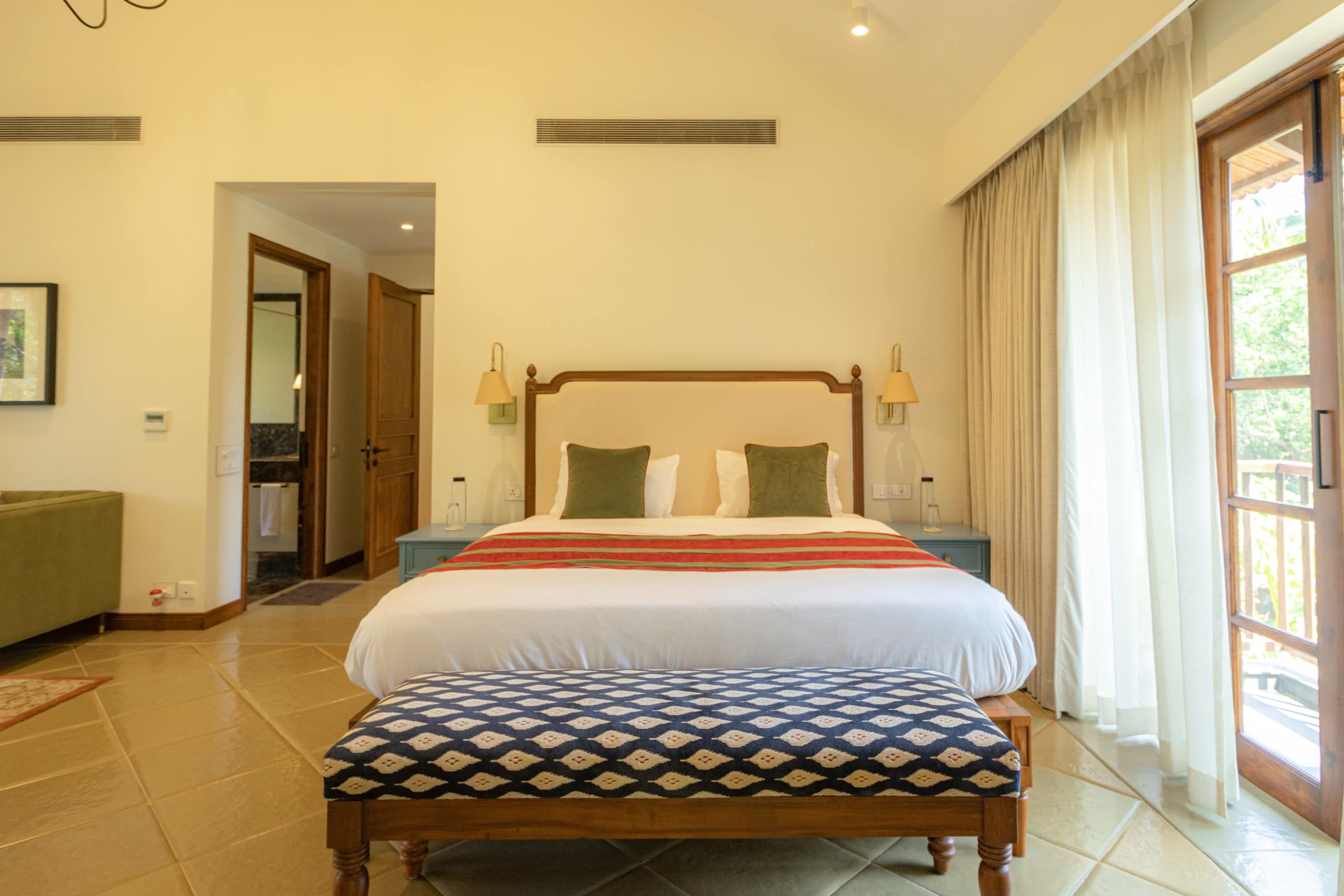Bhumika-stays luxury private villa in morjim 24