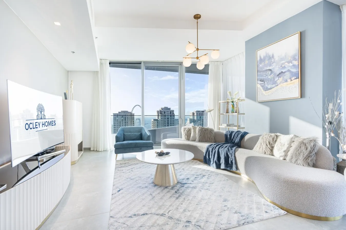 Central Lux Home w/ Stunning Views on 42nd Floor 8