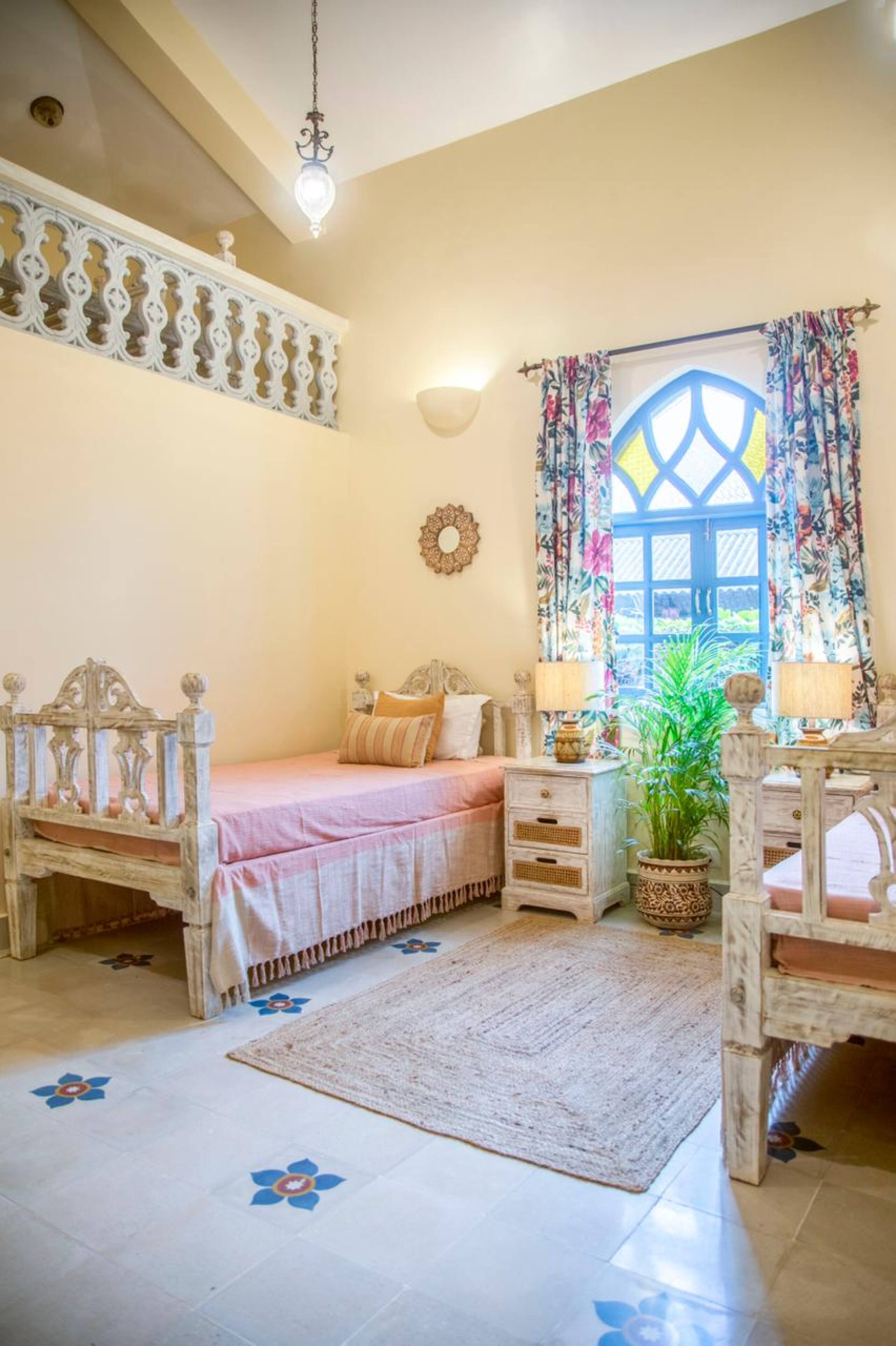 Casa Mora Assagao-Breakfast/3BHK/8pax,Goa, w/pool 25