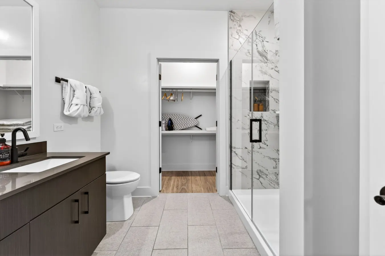 Upscale 2BR Stay Minutes from Convention Center 19