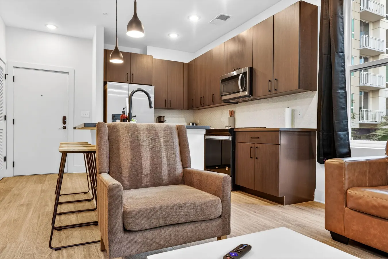 Upscale 2BR Stay Minutes from Convention Center 7
